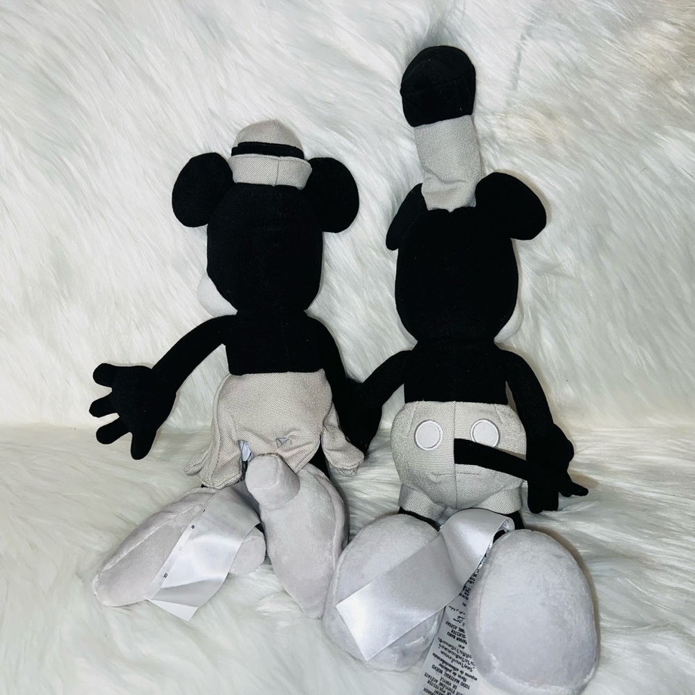 Mickey and Minnie Steamboat Willie Plush 100s Decade 20s Collection - Picture 6 of 8